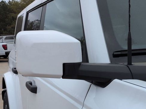 New 2026 Ford Bronco Outer Banks image 4