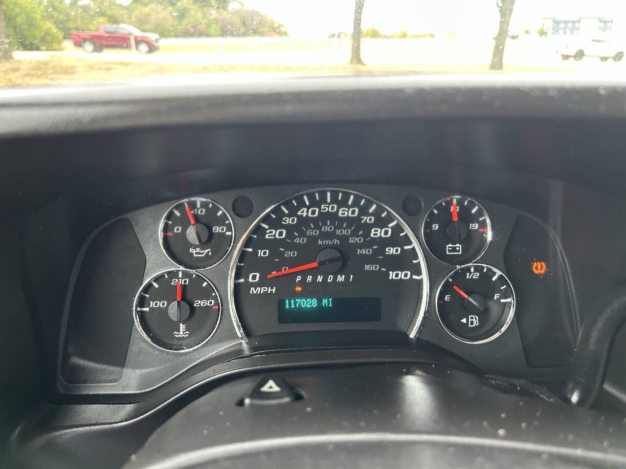 Used 2013 Chevrolet Express 2500 RWD image 17