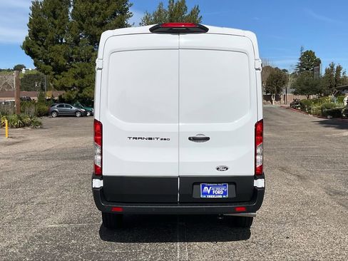 New 2026 Ford Transit 250 148 Medium Roof w/ Load Area Protection Package image 5