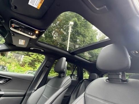 Certified 2026 Mercedes-Benz GLC 350e 4MATIC image 19