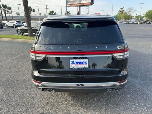 Used 2023 Lincoln Aviator Reserve w/ Equipment Group 201A image 5