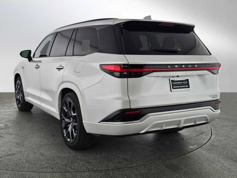 Used 2024 Lexus TX 500h AWD image 5