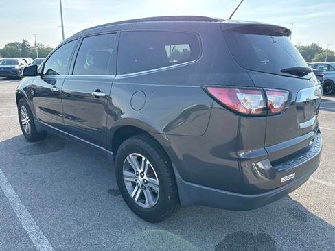 Used 2015 Chevrolet Traverse LT FWD image 3