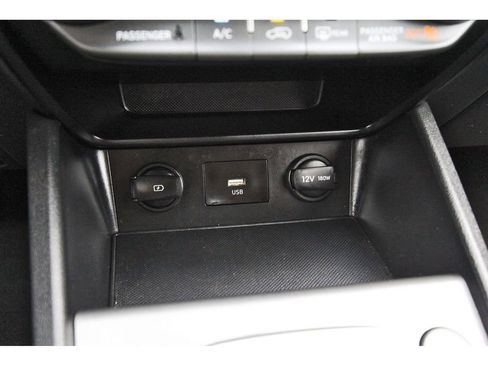 Used 2022 Hyundai Kona SEL FWD image 27