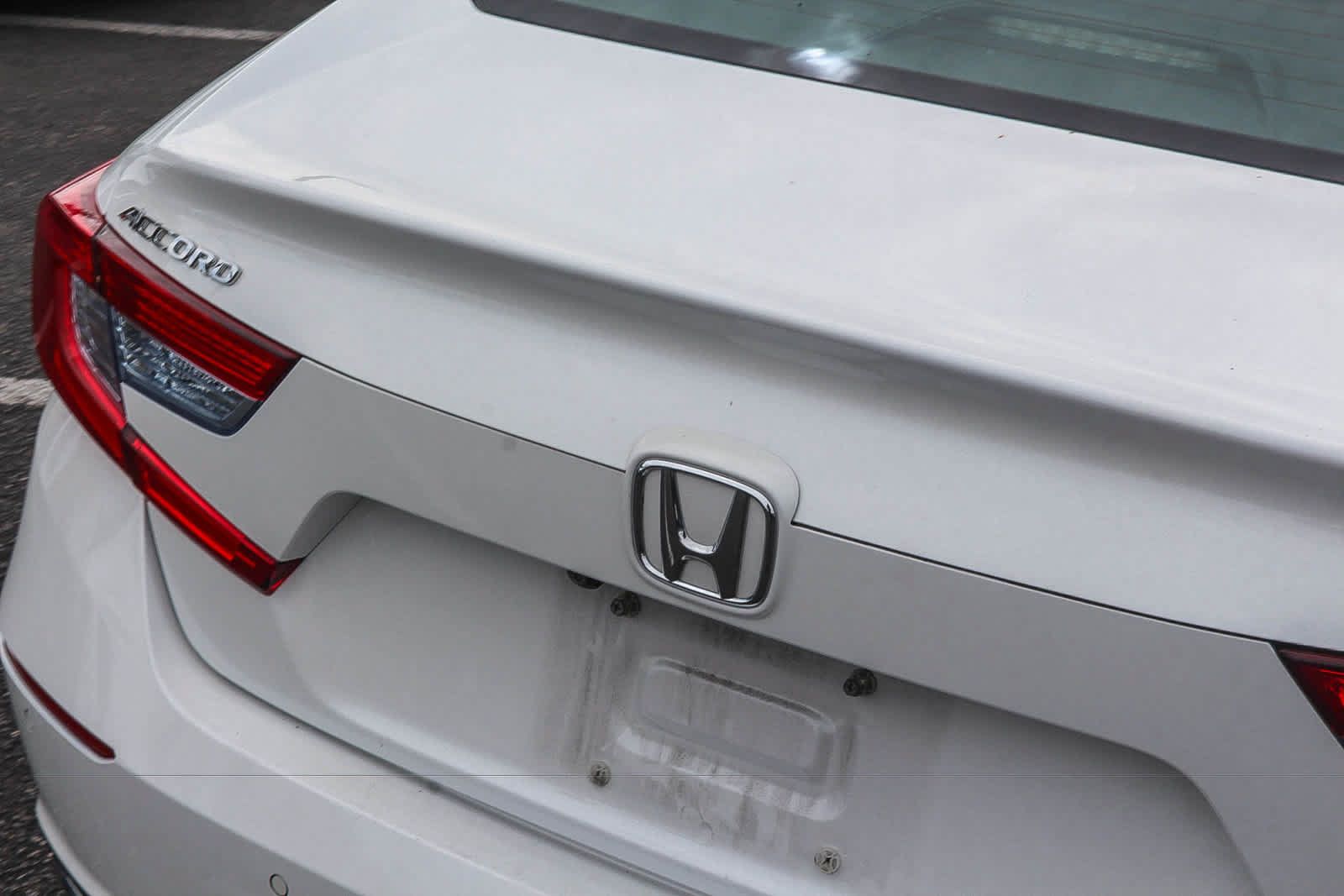 Used 2019 Honda Accord Touring image 9