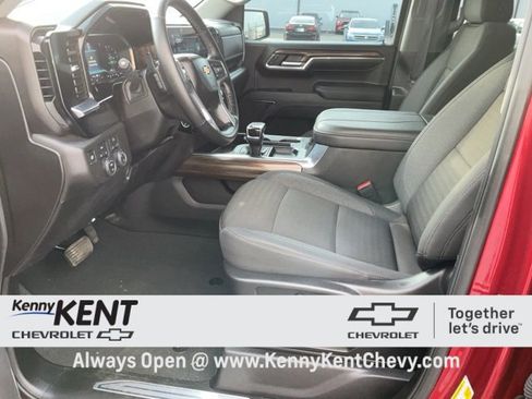 Used 2024 Chevrolet Silverado 1500 LT w/ Convenience Package II image 28
