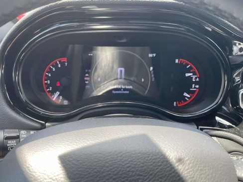 Used 2024 Dodge Durango SXT w/ SXT Blacktop Group RWD image 25