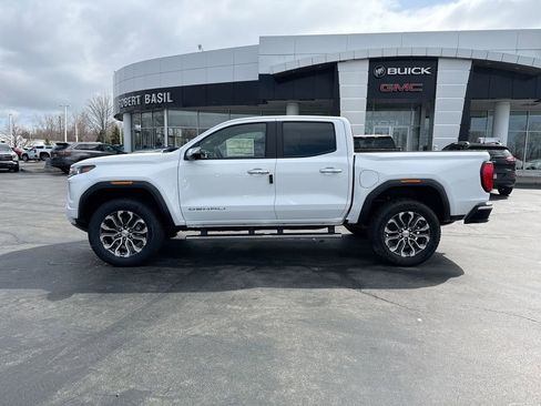 New 2026 GMC Canyon Denali image 5