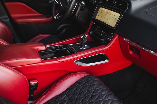Used 2020 Jaguar F-PACE SVR AWD/4WD image 87