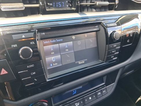Used 2015 Toyota Corolla S FWD image 20