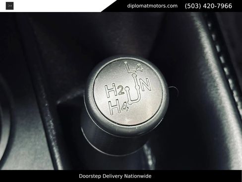 Used 2020 Toyota 4Runner Venture w/ Moonroof Package AWD/4WD image 42