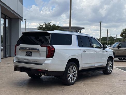 Used 2023 GMC Yukon XL Denali w/ Max Trailering Package AWD/4WD image 3