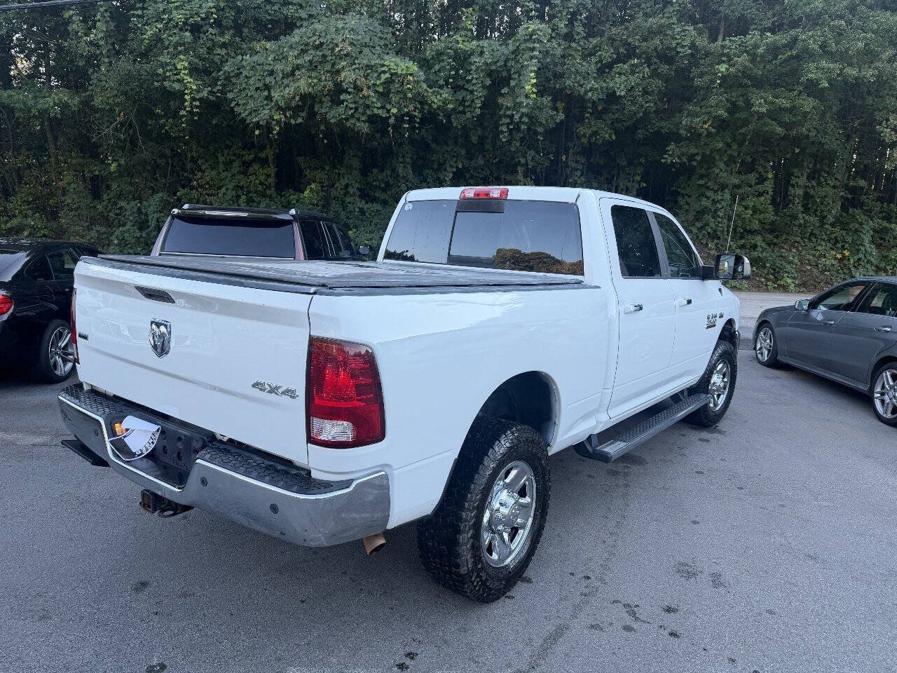 Used 2016 RAM 2500 SLT AWD/4WD image 4