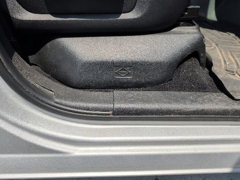 Used 2018 RAM 2500 SLT AWD/4WD image 28