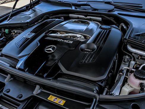 Used 2025 Mercedes-Benz S 63 AMG S image 22