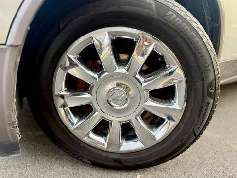 Used 2012 Buick Enclave Premium image 38