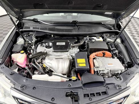 Used 2012 Toyota Camry XLE w/ Leather Pkg FWD image 21