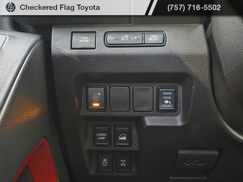 Used 2022 Nissan Frontier PRO-4X image 23