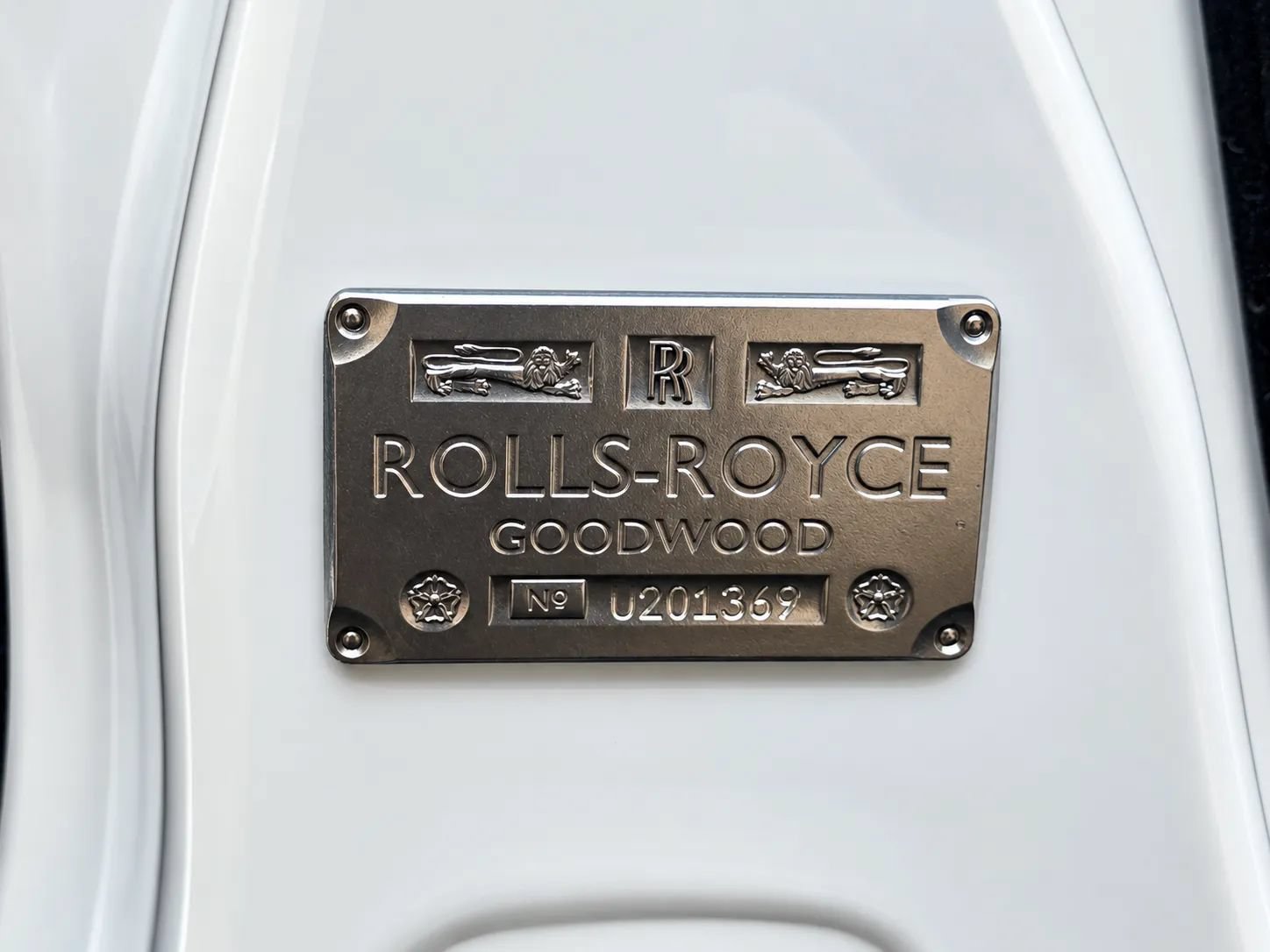 Used 2020 Rolls-Royce Cullinan Black Badge AWD/4WD image 42