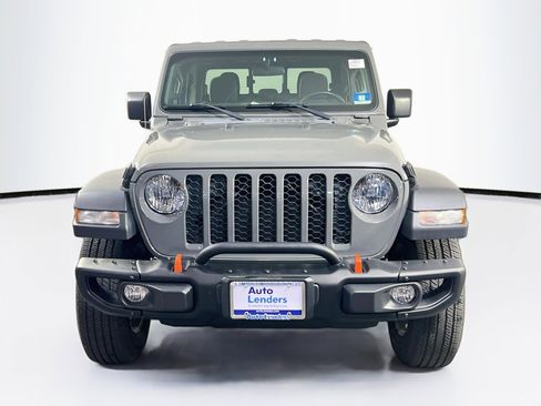 Used 2020 Jeep Gladiator Sport w/ Quick Order Package 24S AWD/4WD image 2