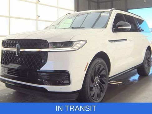 Used 2025 Lincoln Navigator L Reserve w/ Jet Appearance Package image 1