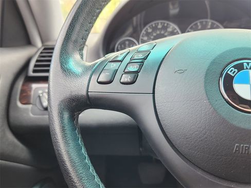 Used 2002 BMW 330Ci Coupe image 15