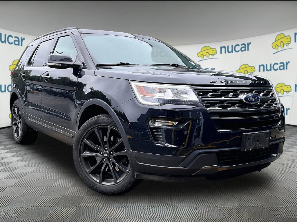 Used 2018 Ford Explorer XLT w/ Equipment Group 202A AWD/4WD image 1