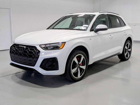 Used 2024 Audi Q5 2.0T Premium Plus AWD/4WD image 1