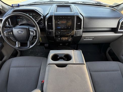 Used 2019 Ford F150 XLT image 11