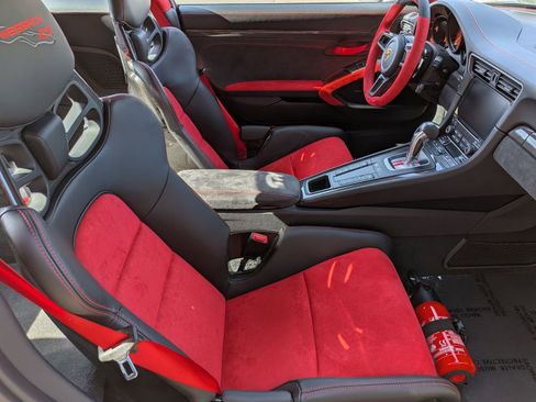 Certified 2018 Porsche 911 GT2 RS image 33