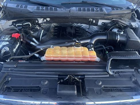 Used 2016 Ford F150 XLT w/ Equipment Group 302A Luxury image 10