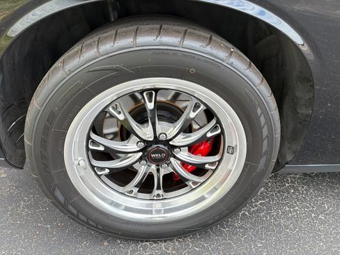 Used 2016 Dodge Challenger SRT Hellcat RWD image 12