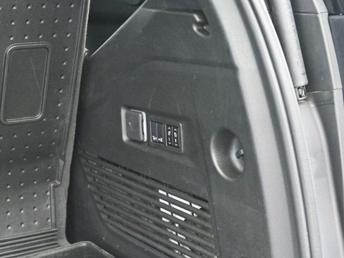 Used 2025 Chevrolet Tahoe High Country w/ Sun And Tow Package image 42