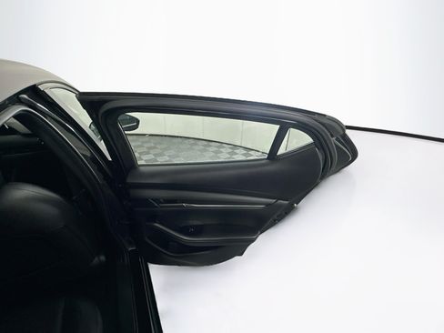 Used 2024 MAZDA MAZDA3 s FWD image 29