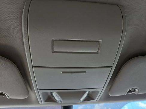 Used 2019 Dodge Grand Caravan SE FWD image 25