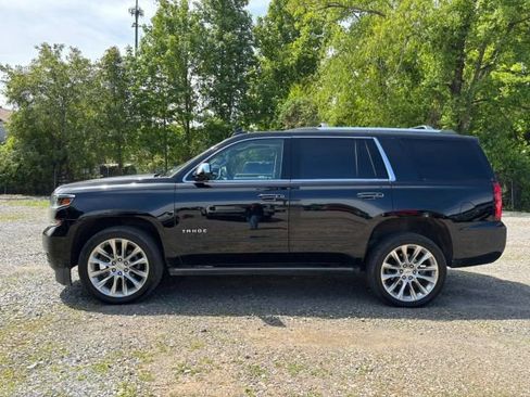 Used 2019 Chevrolet Tahoe Premier w/ Premier Plus Edition AWD/4WD image 2