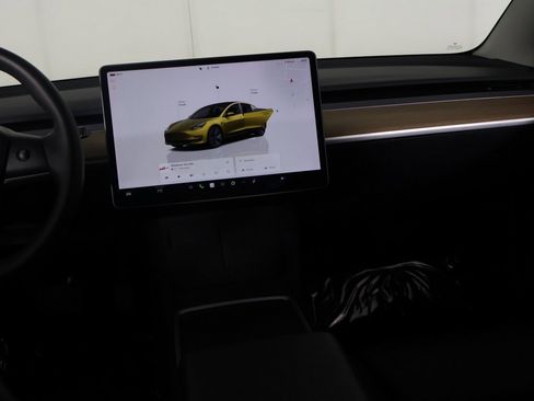 Used 2023 Tesla Model 3 Standard Range image 35