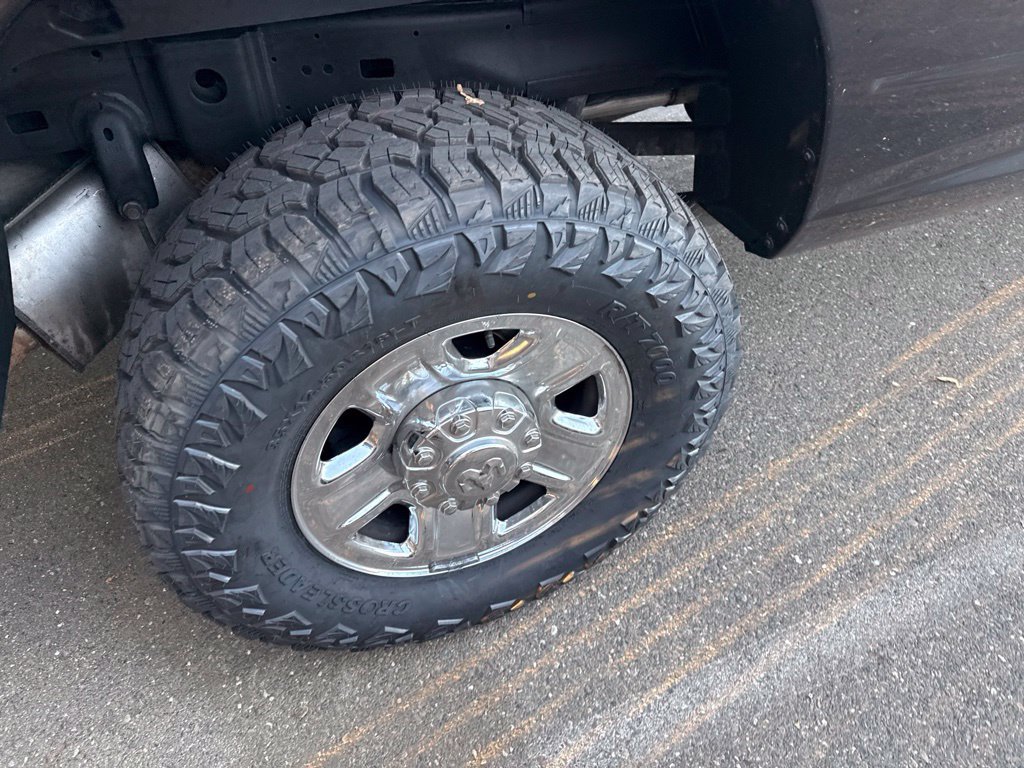 Used 2018 RAM 2500 Tradesman w/ Chrome Appearance Group AWD/4WD image 4