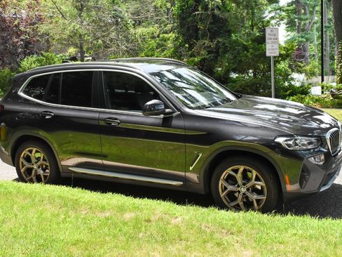 Used 2023 BMW X3 xDrive30i AWD/4WD image 10