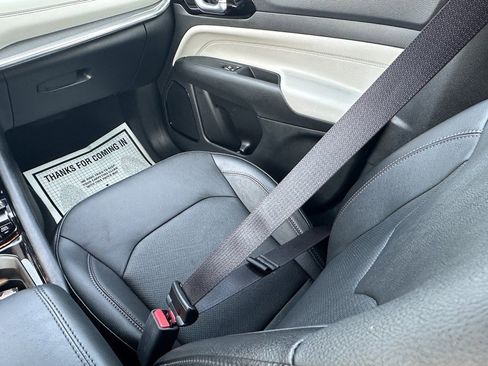 Used 2023 Jeep Compass Limited w/ Elite Group image 25