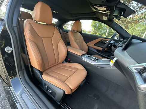 New 2025 BMW 230i Coupe w/ Convenience Package image 29