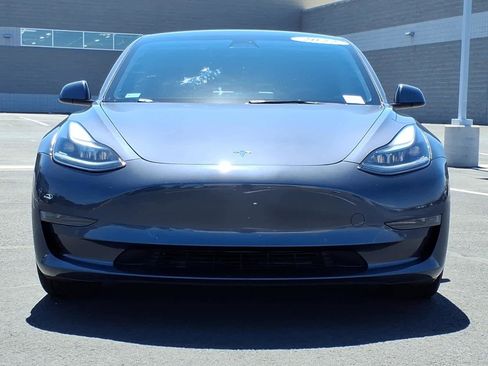 Used 2022 Tesla Model 3 image 2