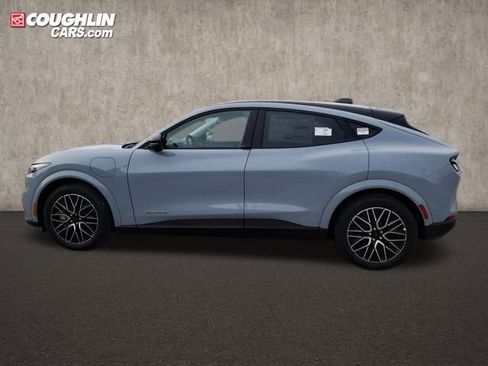 New 2025 Ford Mustang Mach-E Premium image 5