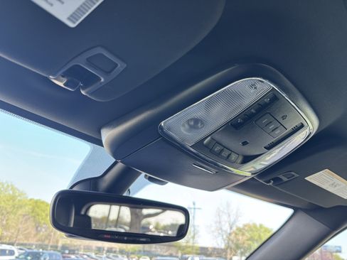 Used 2020 Jeep Grand Cherokee Altitude image 27