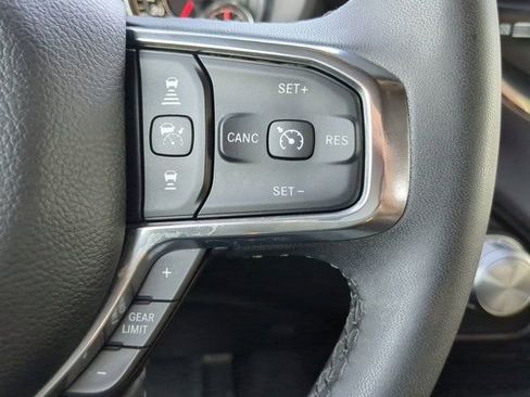 Used 2025 RAM 1500 Laramie AWD/4WD image 25