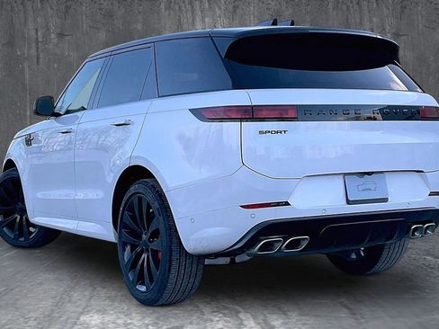 New 2026 Land Rover Range Rover Sport Dynamic SE AWD/4WD image 3