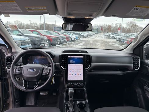 Used 2025 Ford Ranger XLT image 35