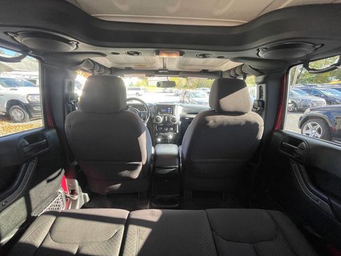 Used 2013 Jeep Wrangler Unlimited Sport image 37