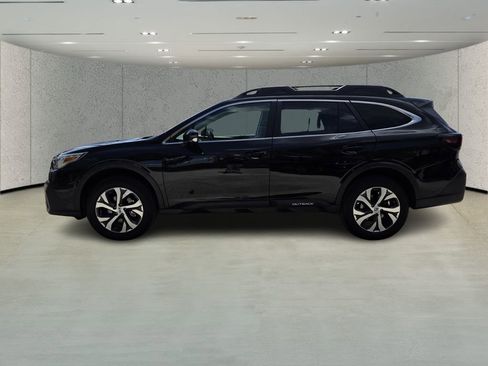 Used 2022 Subaru Outback Limited XT image 6