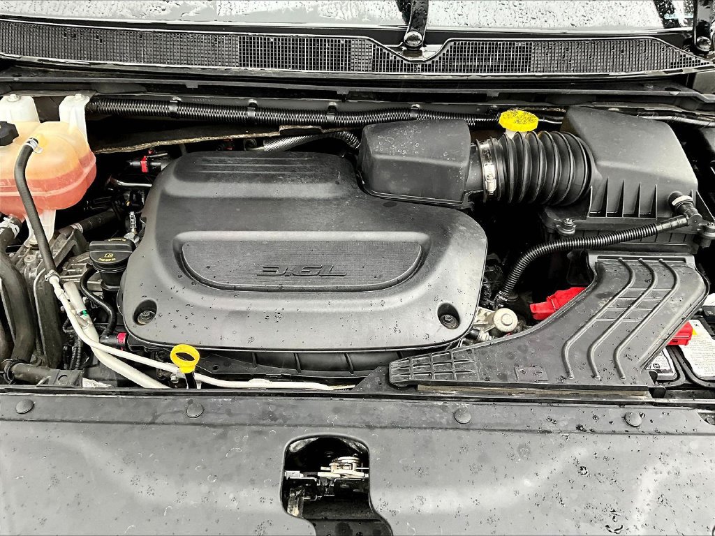 Used 2022 Chrysler Pacifica Touring-L FWD image 32